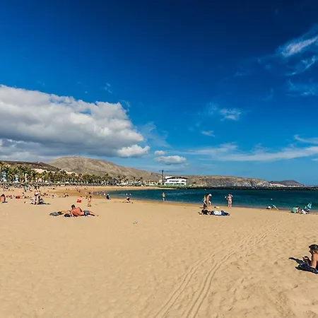 Relaxing Studio, Los Cristianos, Heated Pool, Air Con *