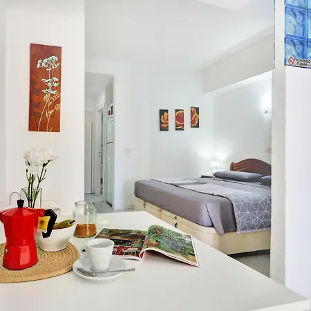Relaxing Studio, Los Cristianos, Heated Pool, Air Con Διαμέρισμα Los Cristianos (Tenerife)