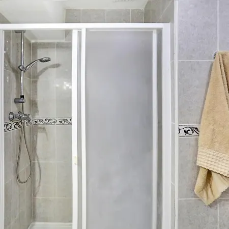 Relaxing Studio, Los Cristianos, Heated Pool, Air Con Apartment Los Cristianos (Tenerife)