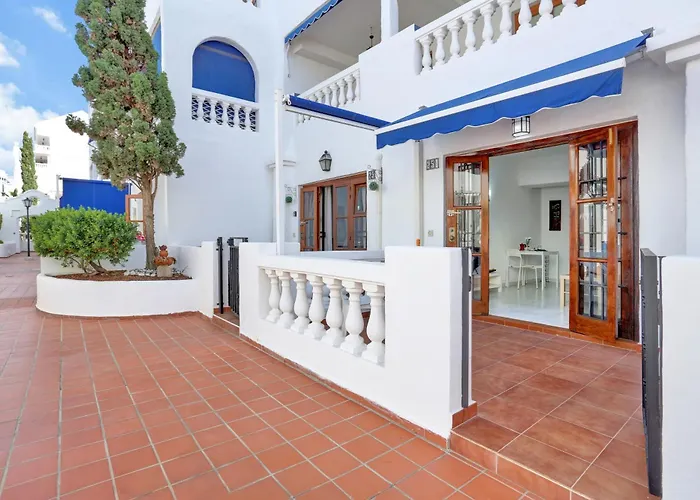 Relaxing Studio, Los Cristianos, Heated Pool, Air Con Лос Кристианос