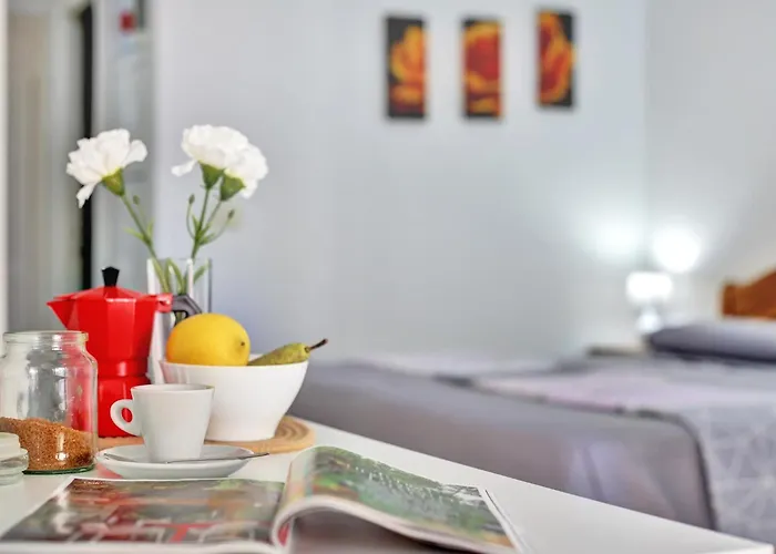 Relaxing Studio, Los Cristianos, Heated Pool, Air Con * Лос Кристианос