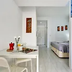 Relaxing Studio, Los Cristianos, Heated Pool, Air Con Apartman Los Cristianos